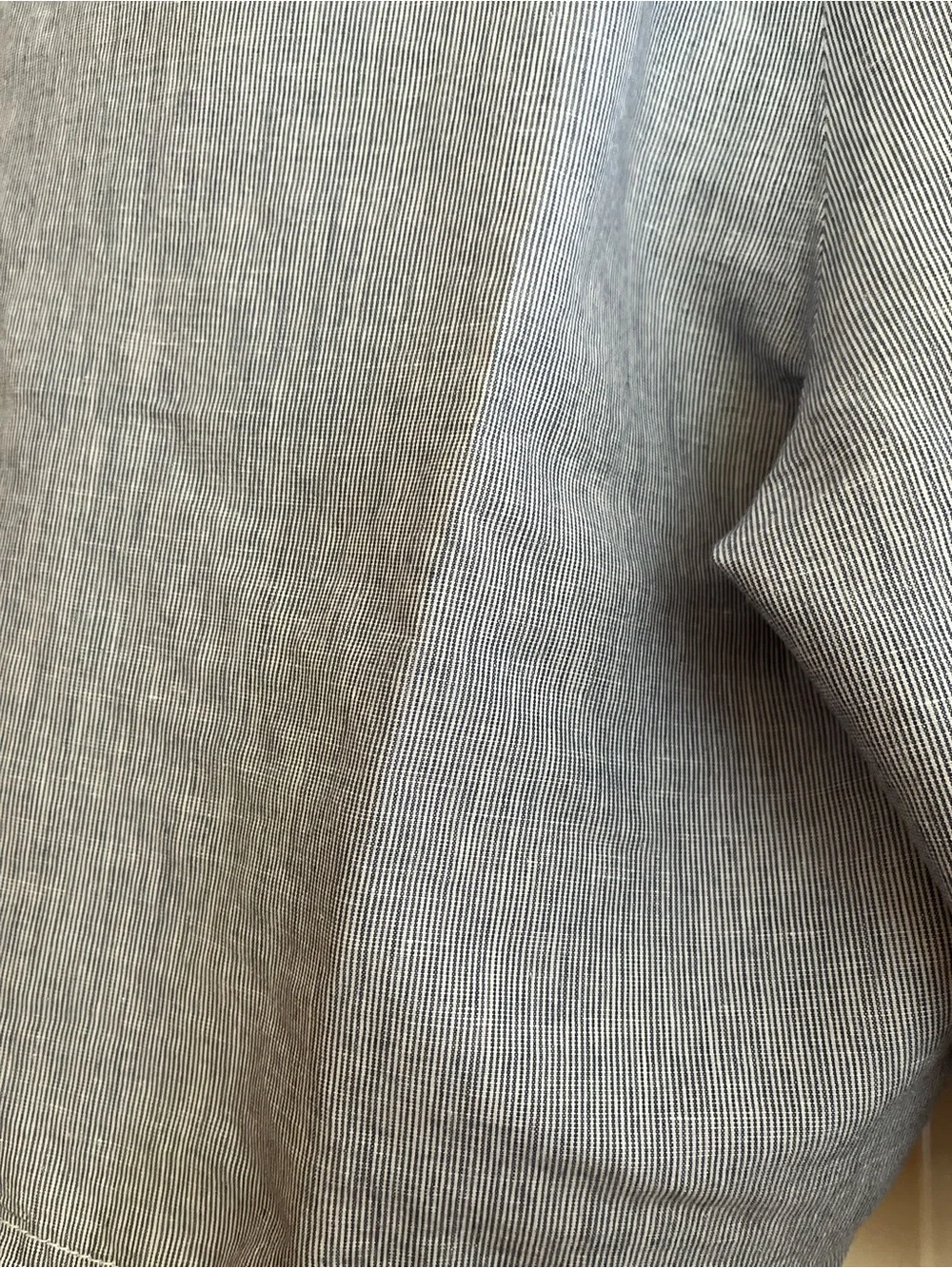 Men’s Banana Republic Emerson blue white linen blend flat front chino short. 38